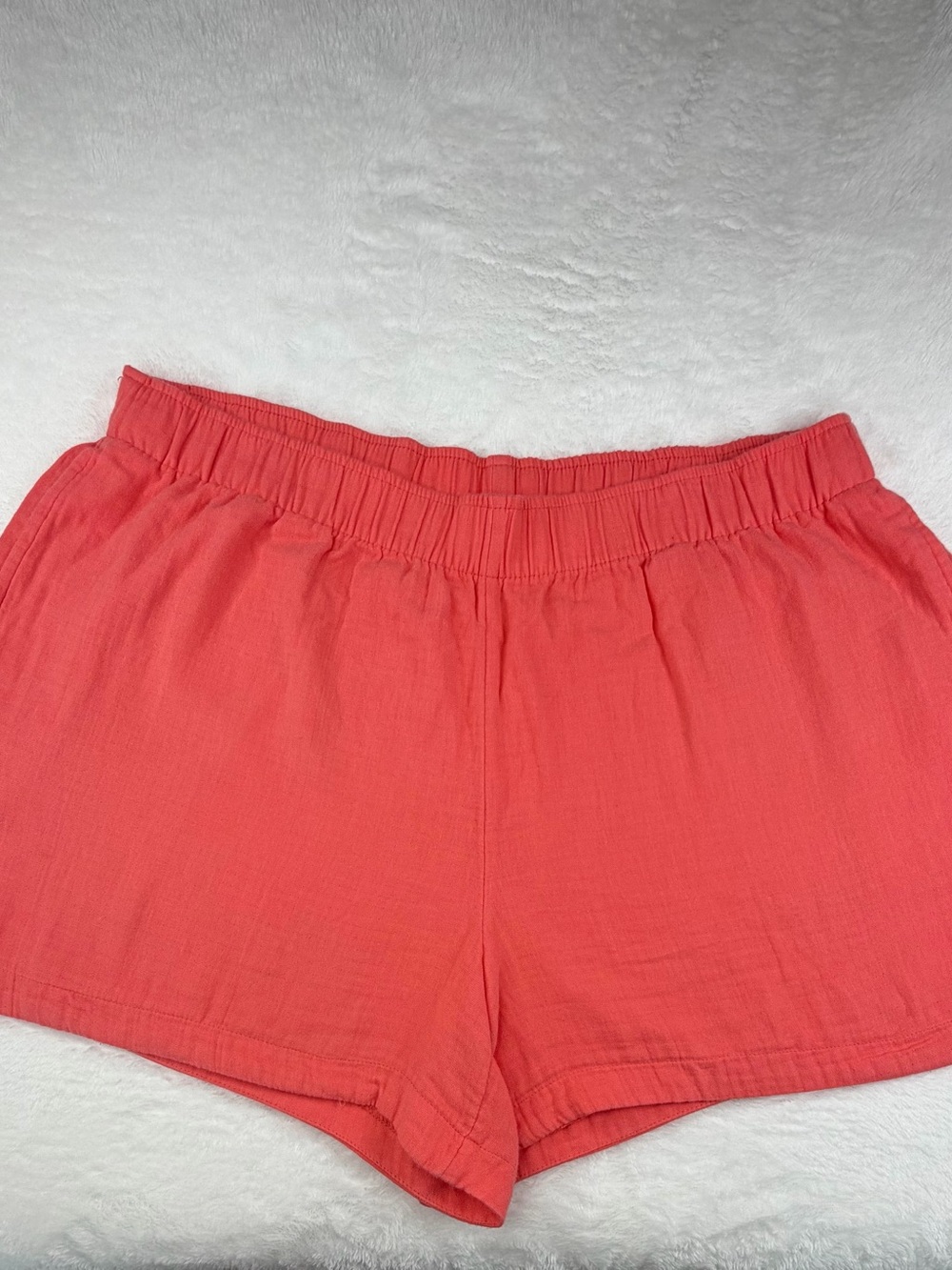 Old Navy Coral Elastic Waist Athletic Shorts